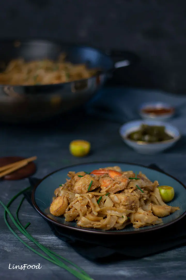Char Kway Teow Recipe on a blue plate